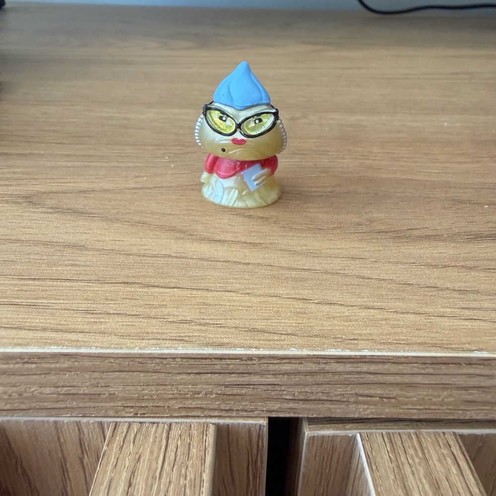 Roz - Disney Doorable Figure